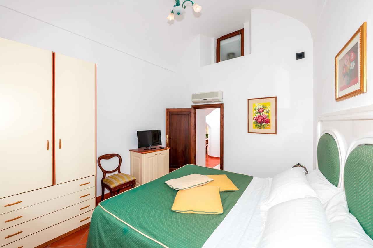 Casa Chiesa Nuova Apartment Позитано Екстериор снимка